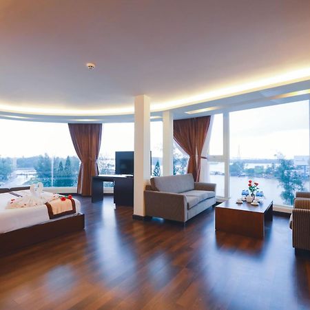 อินเตอร์เนชั่นเนล โฮเต็ล Hotel เกิ่นเทอ ภายนอก รูปภาพ