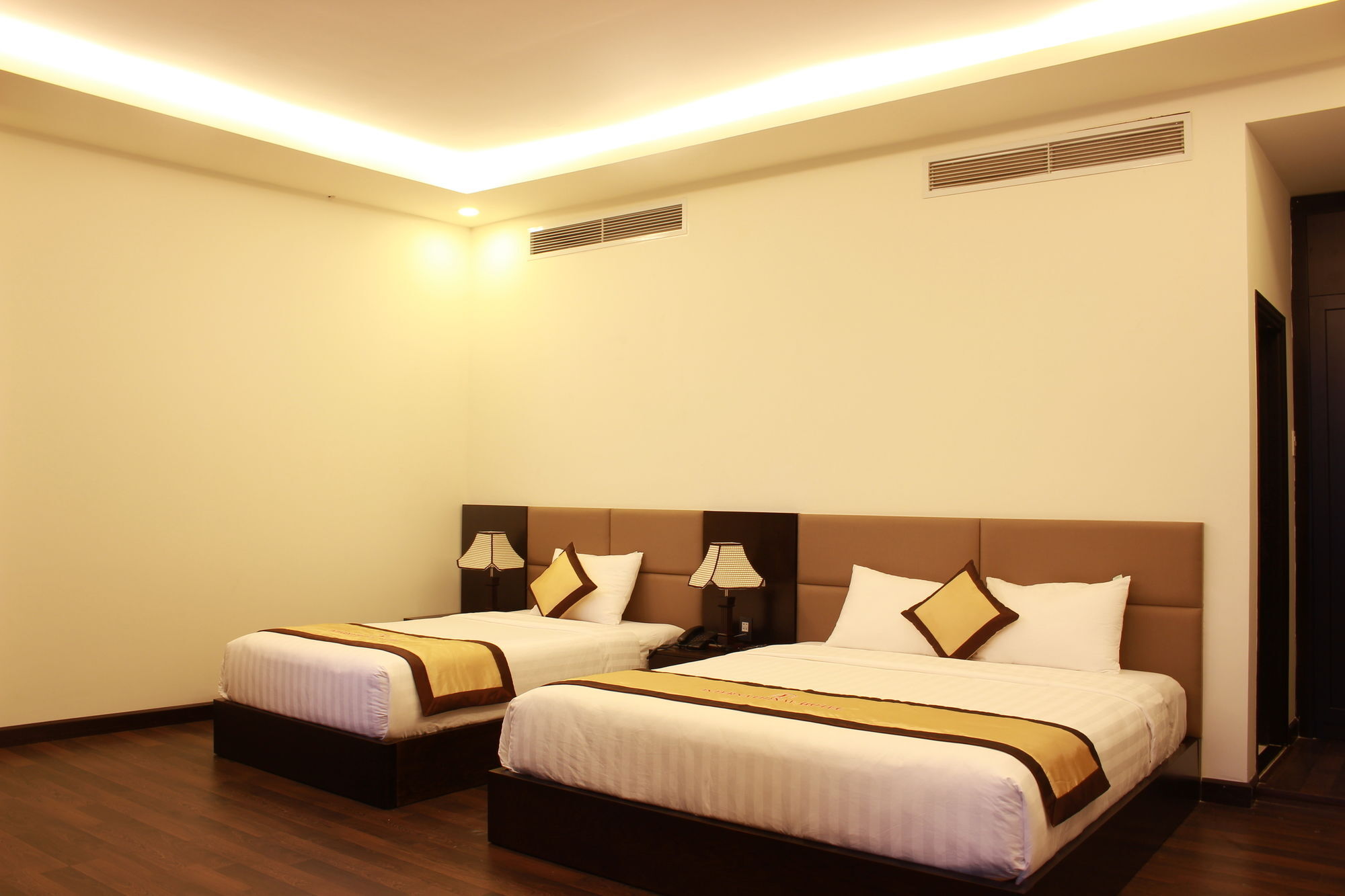 อินเตอร์เนชั่นเนล โฮเต็ล Hotel เกิ่นเทอ ภายนอก รูปภาพ